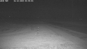 Letiště Cheb - Pojezdová dráha, Runway - 16.12.2025 v 01:45 Letiště Cheb - Pojezdová dráha, Runway - 16.12.2025 v 01:45