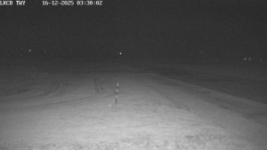 Letiště Cheb - Pojezdová dráha, Runway - 16.12.2025 v 03:30 Letiště Cheb - Pojezdová dráha, Runway - 16.12.2025 v 03:30