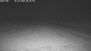 Letiště Cheb - Pojezdová dráha, Runway - 16.12.2025 v 06:15 Letiště Cheb - Pojezdová dráha, Runway - 16.12.2025 v 06:15