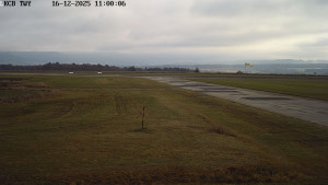 Letiště Cheb - Pojezdová dráha, Runway - 16.12.2025 v 11:00 Letiště Cheb - Pojezdová dráha, Runway - 16.12.2025 v 11:00