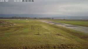 Letiště Cheb - Pojezdová dráha, Runway - 16.12.2025 v 12:15 Letiště Cheb - Pojezdová dráha, Runway - 16.12.2025 v 12:15