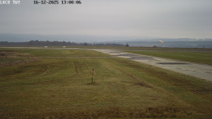 Letiště Cheb - Pojezdová dráha, Runway - 16.12.2025 v 13:00 Letiště Cheb - Pojezdová dráha, Runway - 16.12.2025 v 13:00