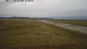 Letiště Cheb - Pojezdová dráha, Runway - 16.12.2025 v 14:30 Letiště Cheb - Pojezdová dráha, Runway - 16.12.2025 v 14:30