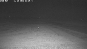 Letiště Cheb - Pojezdová dráha, Runway - 16.12.2025 v 22:30 Letiště Cheb - Pojezdová dráha, Runway - 16.12.2025 v 22:30