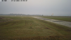 Pojezdová dráha, Runway