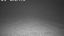 Pojezdová dráha, Runway