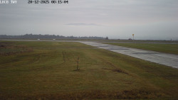 Pojezdová dráha, Runway