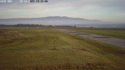 Pojezdová dráha, Runway