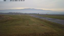 Pojezdová dráha, Runway