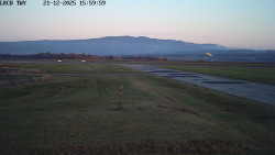 Pojezdová dráha, Runway