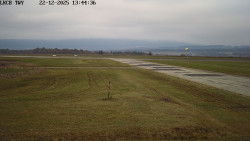 Pojezdová dráha, Runway