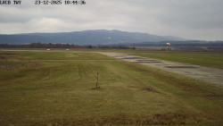 Pojezdová dráha, Runway