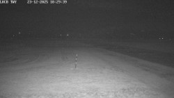 Pojezdová dráha, Runway