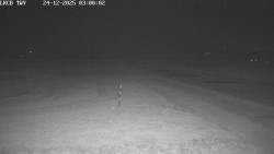 Pojezdová dráha, Runway