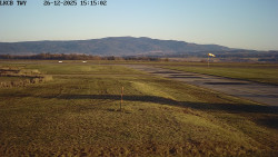 Pojezdová dráha, Runway