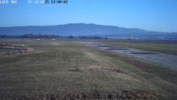 Pojezdová dráha, Runway