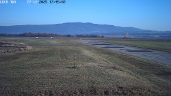 Pojezdová dráha, Runway