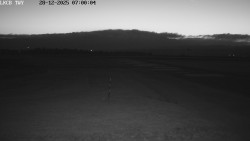 Pojezdová dráha, Runway