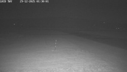 Pojezdová dráha, Runway