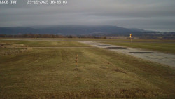 Pojezdová dráha, Runway