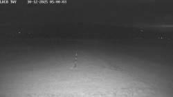 Pojezdová dráha, Runway