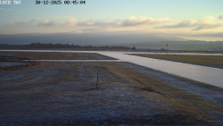 Pojezdová dráha, Runway