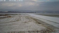 Pojezdová dráha, Runway