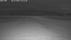 Pojezdová dráha, Runway