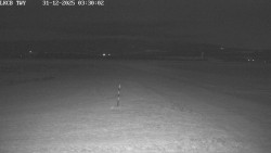 Pojezdová dráha, Runway