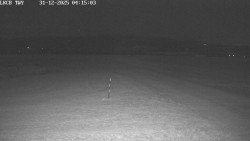 Pojezdová dráha, Runway