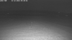 Pojezdová dráha, Runway