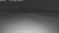 Pojezdová dráha, Runway