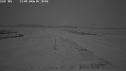 Pojezdová dráha, Runway