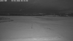 Pojezdová dráha, Runway