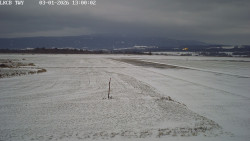 Pojezdová dráha, Runway