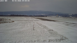 Pojezdová dráha, Runway