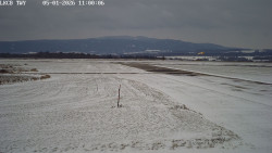 Pojezdová dráha, Runway