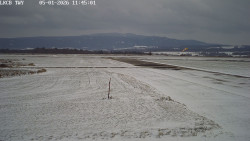 Pojezdová dráha, Runway