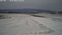 Pojezdová dráha, Runway