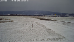 Pojezdová dráha, Runway