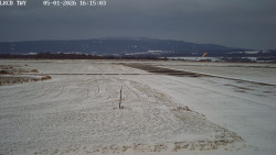 Pojezdová dráha, Runway