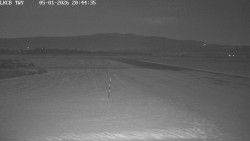 Pojezdová dráha, Runway