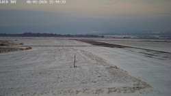 Pojezdová dráha, Runway