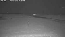 Pojezdová dráha, Runway