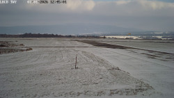 Pojezdová dráha, Runway