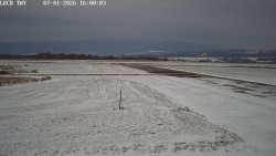 Pojezdová dráha, Runway