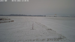 Pojezdová dráha, Runway