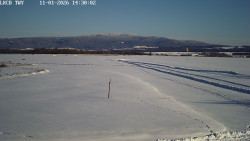 Pojezdová dráha, Runway