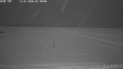 Pojezdová dráha, Runway