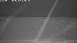 Pojezdová dráha, Runway